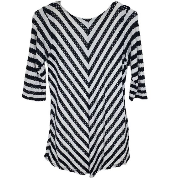 MIRACLEBODY by MIRACLESUIT Shapewear Slimming Tunic Top Crochet Lace V Neck - Picture 5 of 5